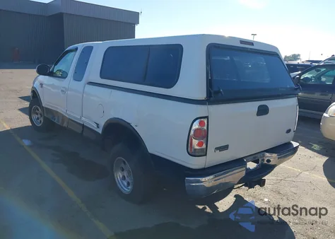 1998 Ford F-150 Lariat/Standard/Xl/Xlt z USA, uszkodzony, nr VIN 2FTZX1860WCB00134